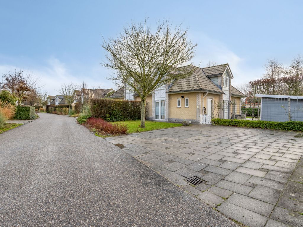 Watergang 12, KAMPERLAND