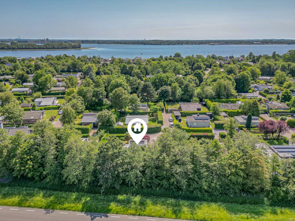 Eikenlaan 5. , KAMPERLAND