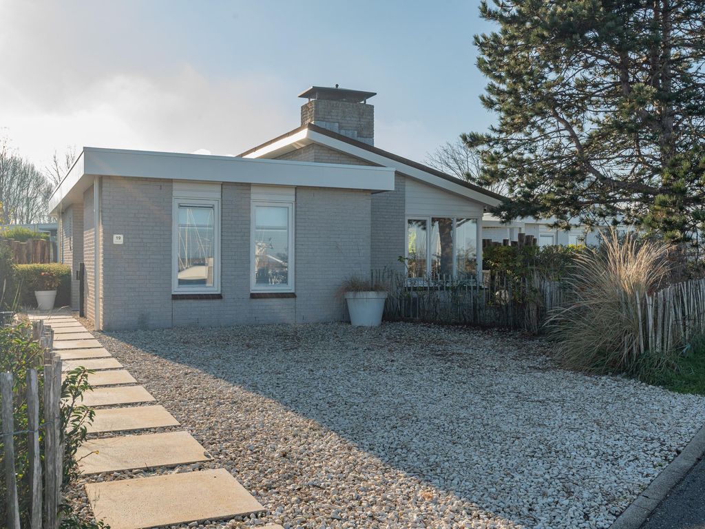 Sophiaboulevard 19, KAMPERLAND