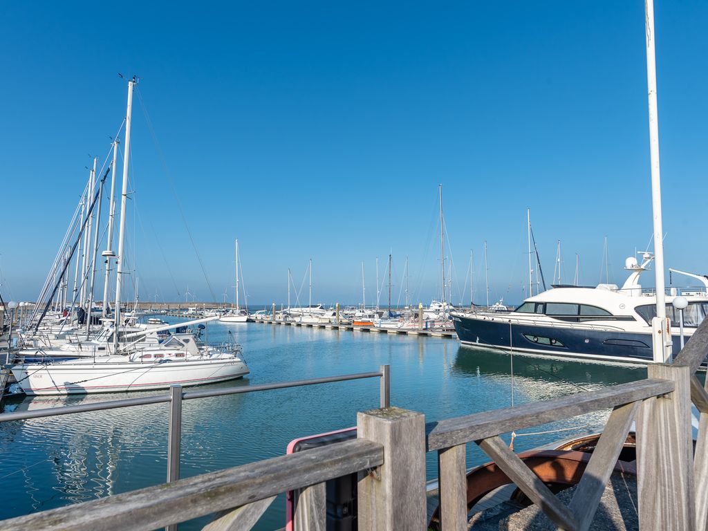 Sophiaboulevard 19, KAMPERLAND