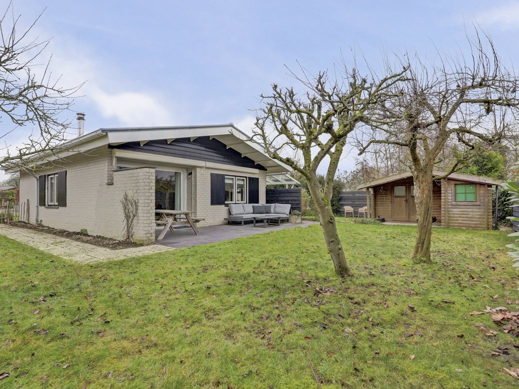 Kastanjelaan 12, KAMPERLAND