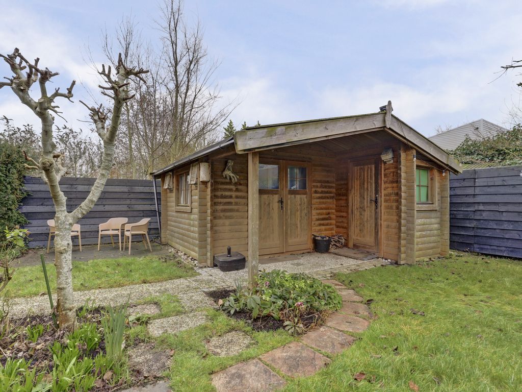 Kastanjelaan 12, KAMPERLAND