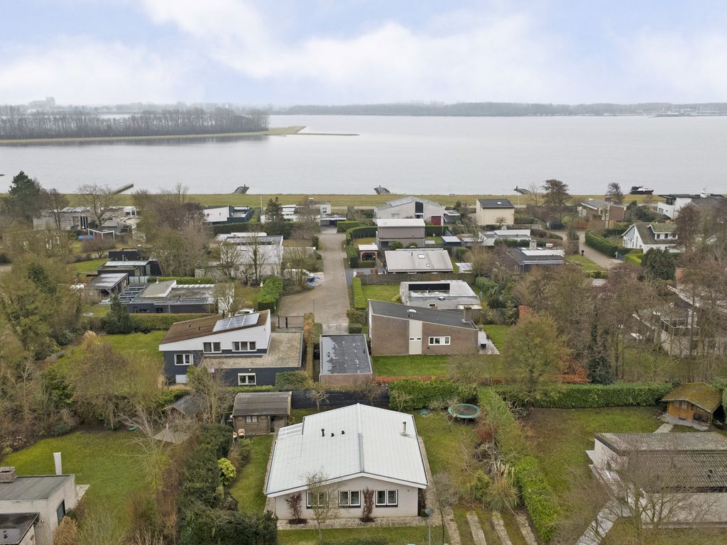 Kastanjelaan 12. , KAMPERLAND