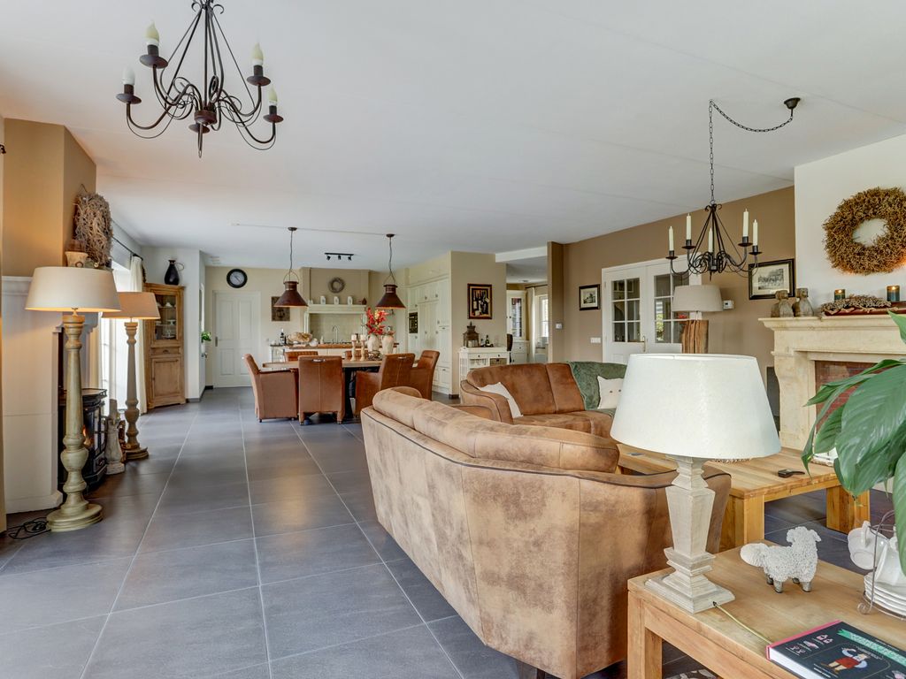 Einsteinstraat 31, KRUININGEN