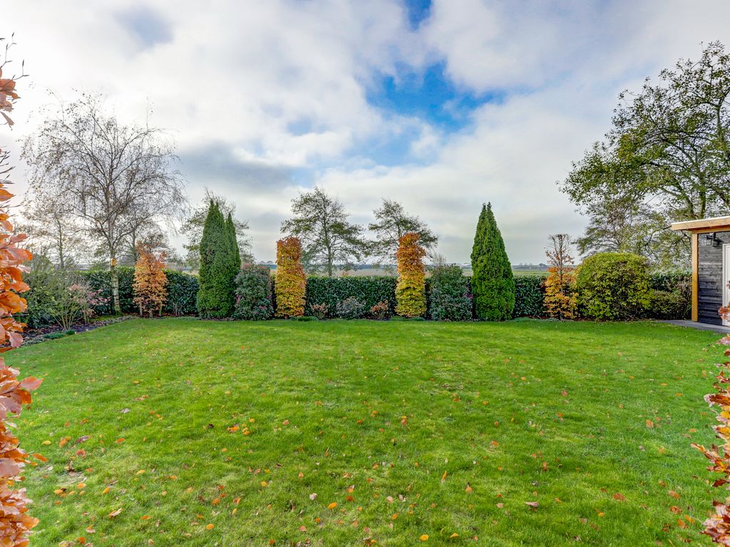 Einsteinstraat 31, KRUININGEN