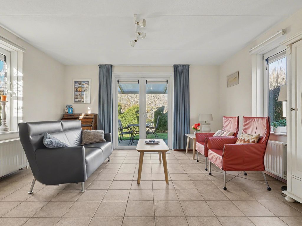 Golfslag 9, KAMPERLAND