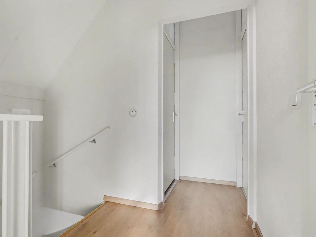 Golfslag 9, KAMPERLAND