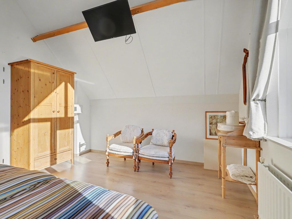 Golfslag 9, KAMPERLAND