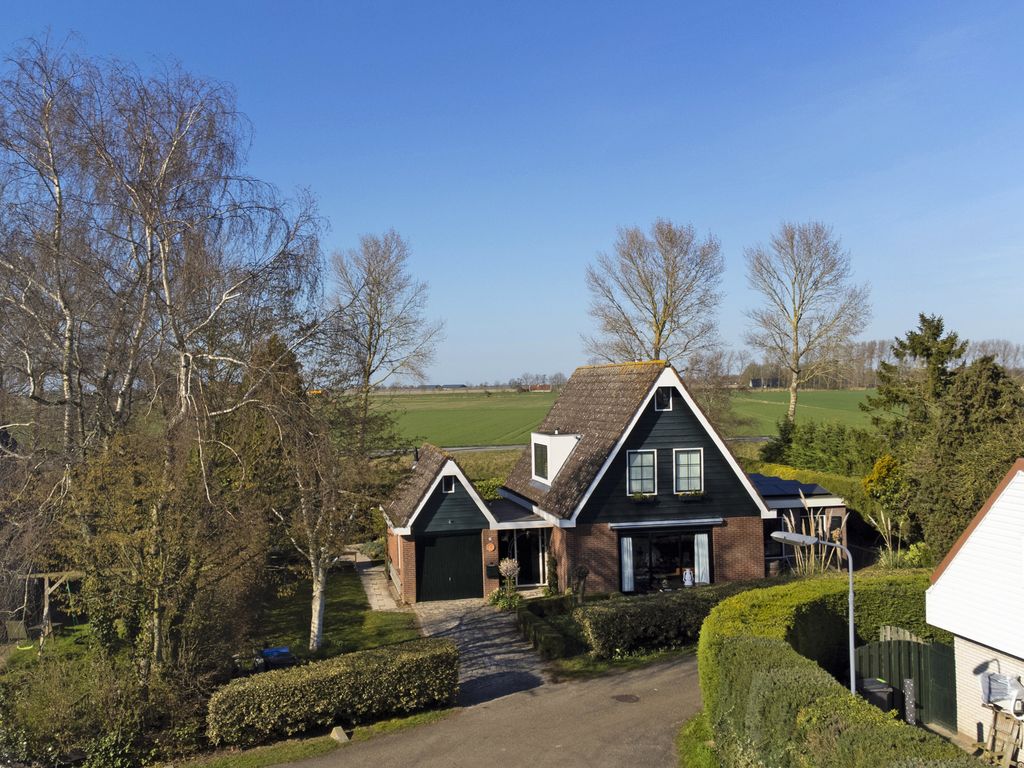 Perenlaan 6, KORTGENE