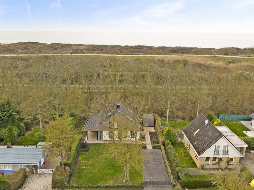 Leeuwerikenlaan 7, KAMPERLAND