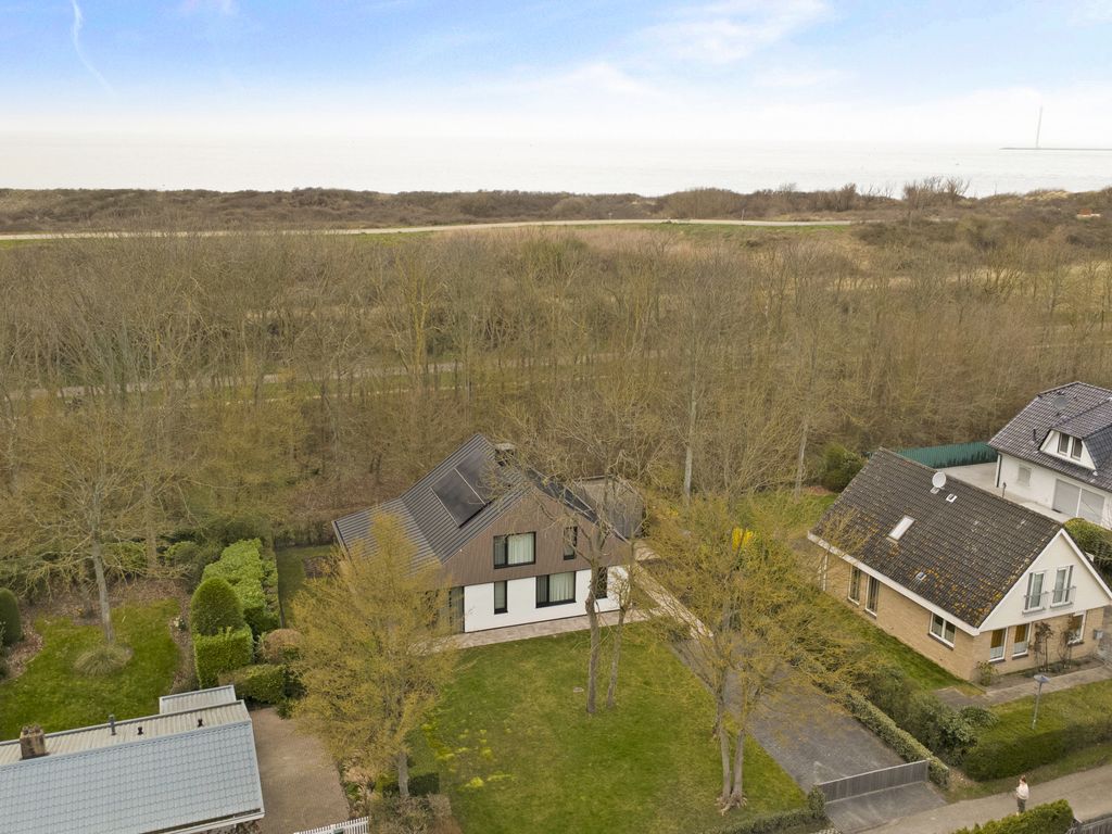 Leeuwerikenlaan 7, KAMPERLAND