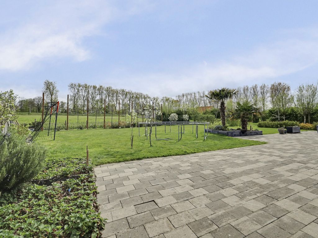 Lijnbaan 12, KORTGENE