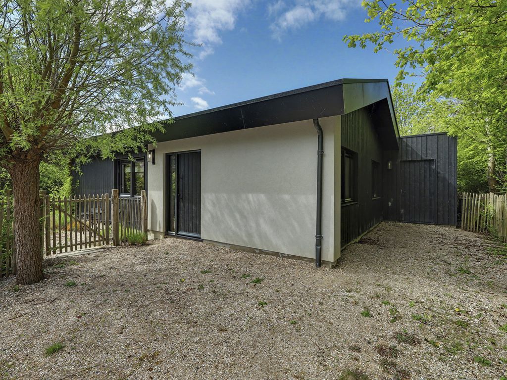 Leeuwerikenlaan 1, KAMPERLAND