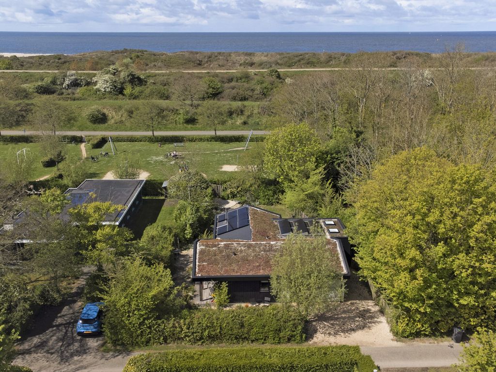 Leeuwerikenlaan 1, KAMPERLAND
