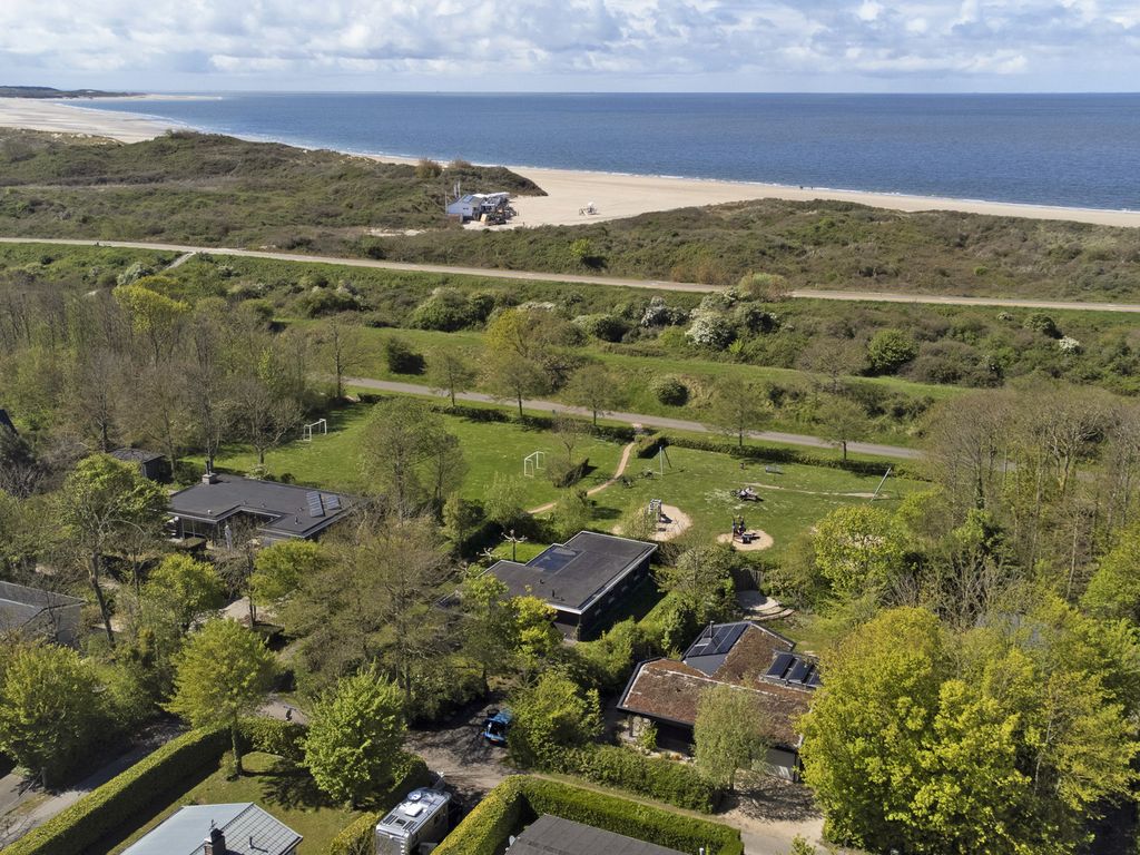 Leeuwerikenlaan 1, KAMPERLAND