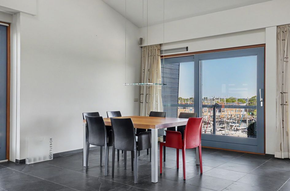 Havenweg 27. 