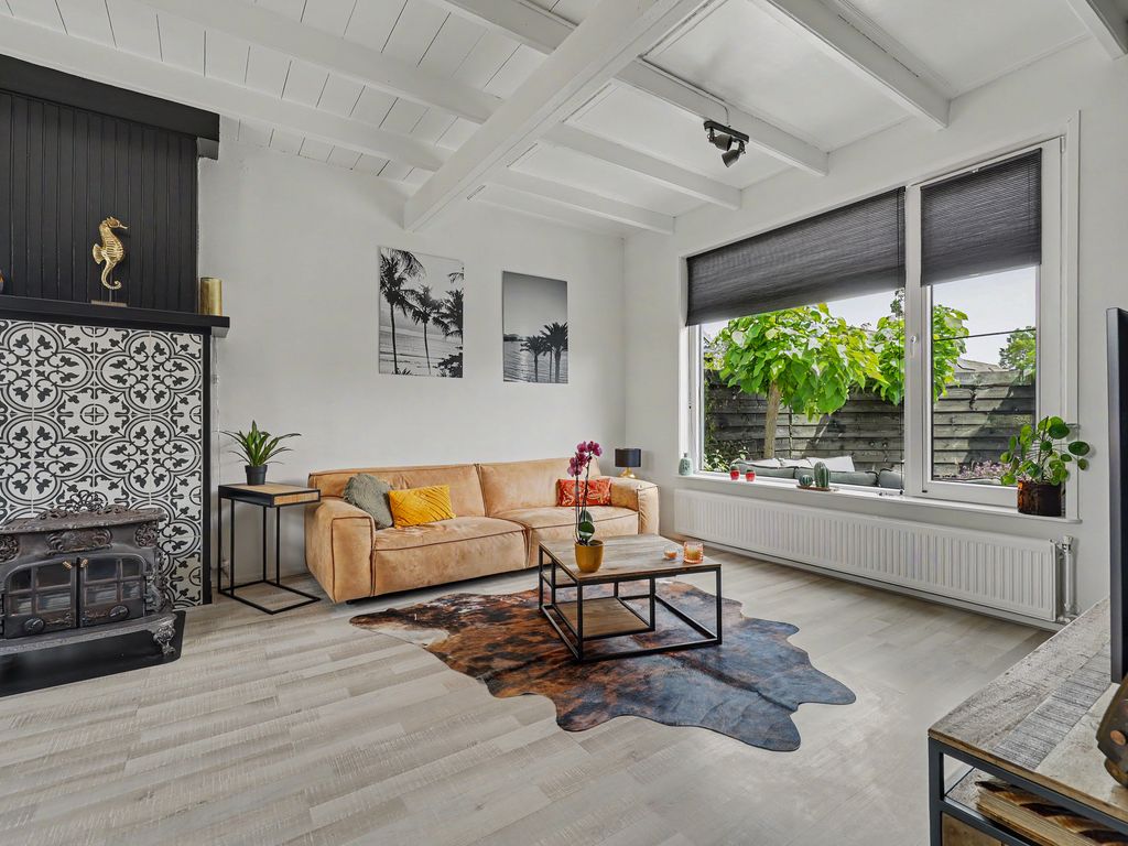 Burgemeester P Wissestraat 18, GEERSDIJK