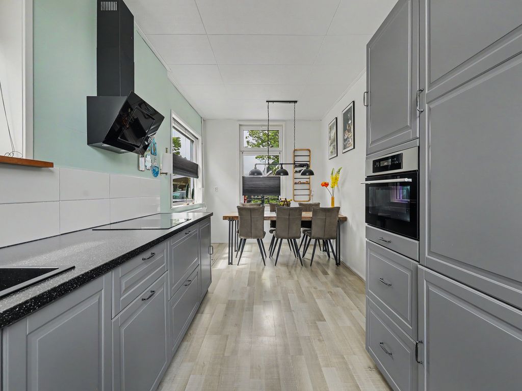 Burgemeester P Wissestraat 18, GEERSDIJK