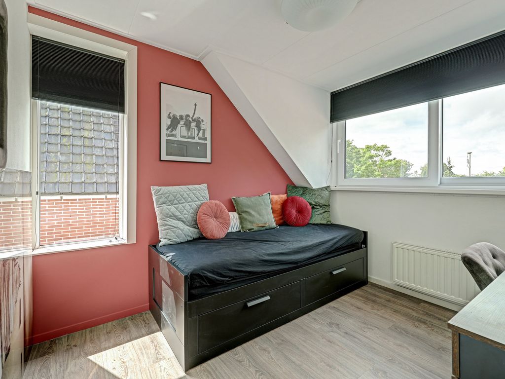 Burgemeester P Wissestraat 18, GEERSDIJK