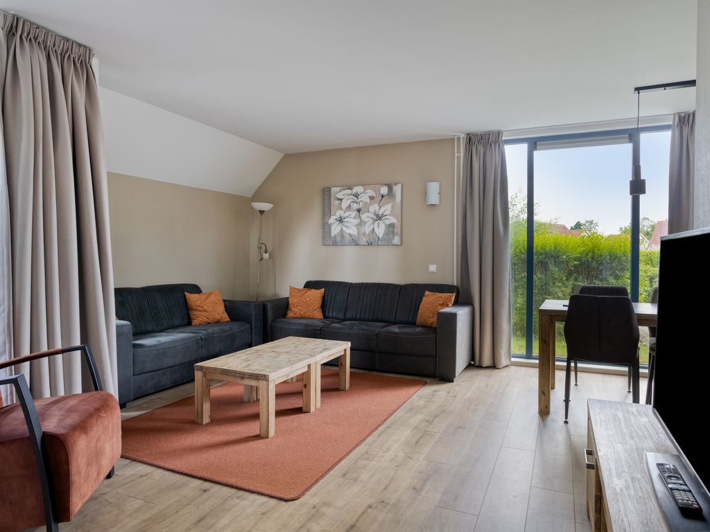 Hof van Zeeland 95, HEINKENSZAND