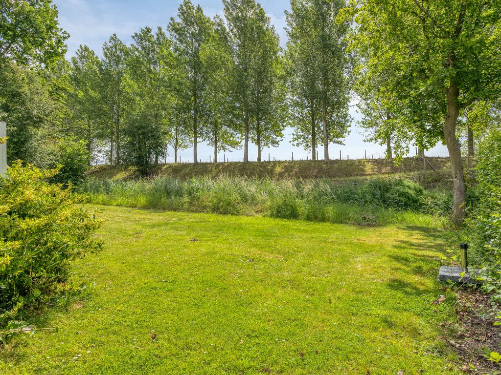 Hof van Zeeland 95, HEINKENSZAND
