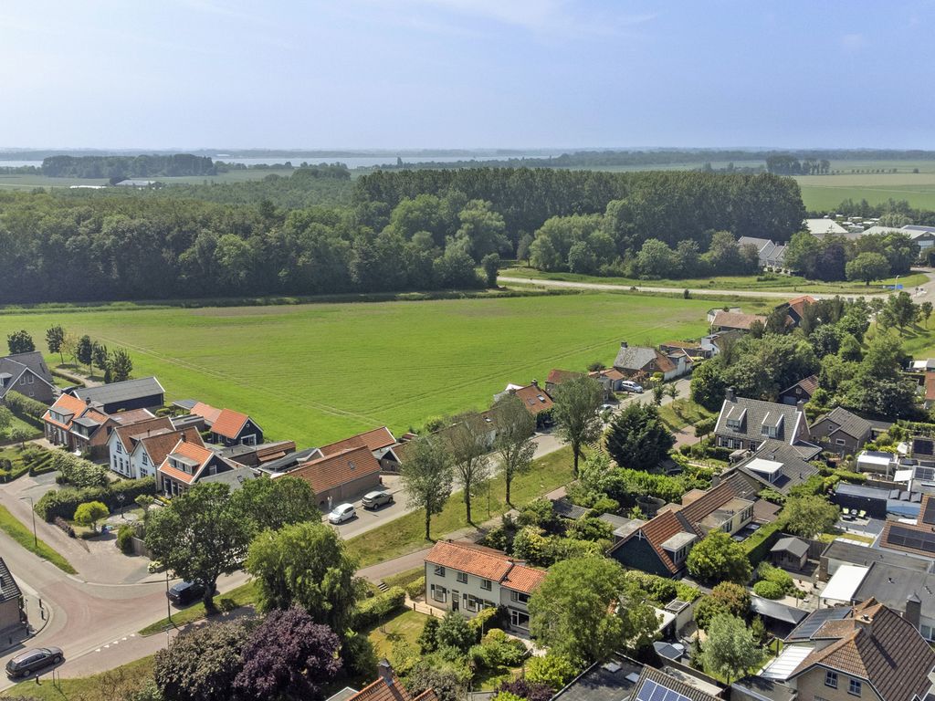 Westhavendijk 12, KAMPERLAND