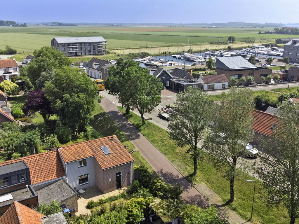 Westhavendijk 12, KAMPERLAND