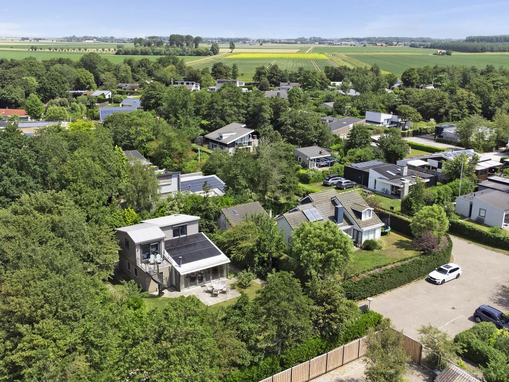 Dennenlaan 17. , KAMPERLAND