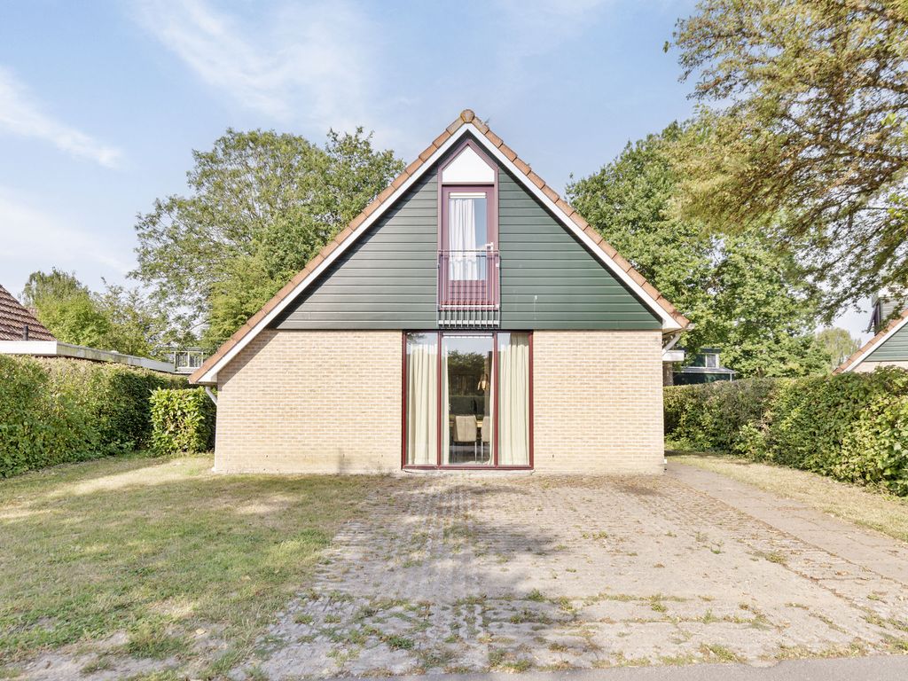 Hof van Zeeland 13, HEINKENSZAND