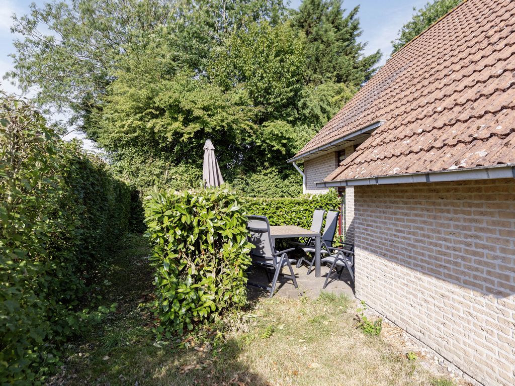 Hof van Zeeland 13, HEINKENSZAND