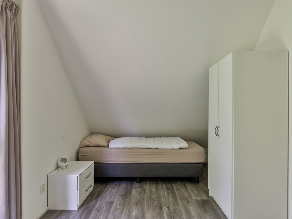 Hof van Zeeland 13, HEINKENSZAND