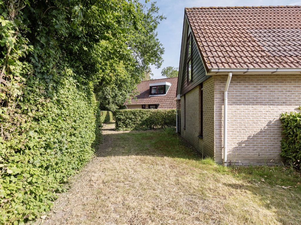 Hof van Zeeland 13, HEINKENSZAND