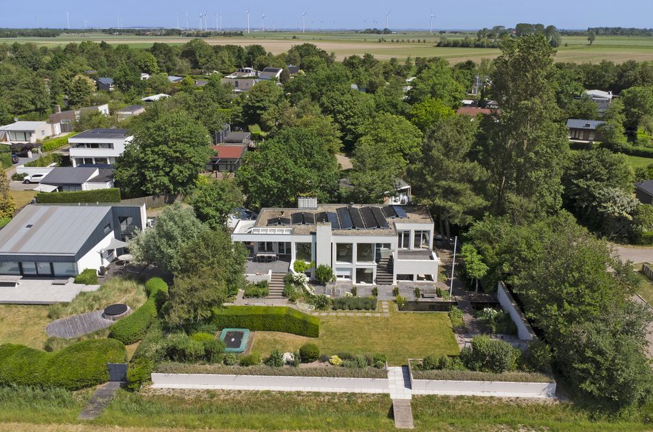 Dennenlaan 24