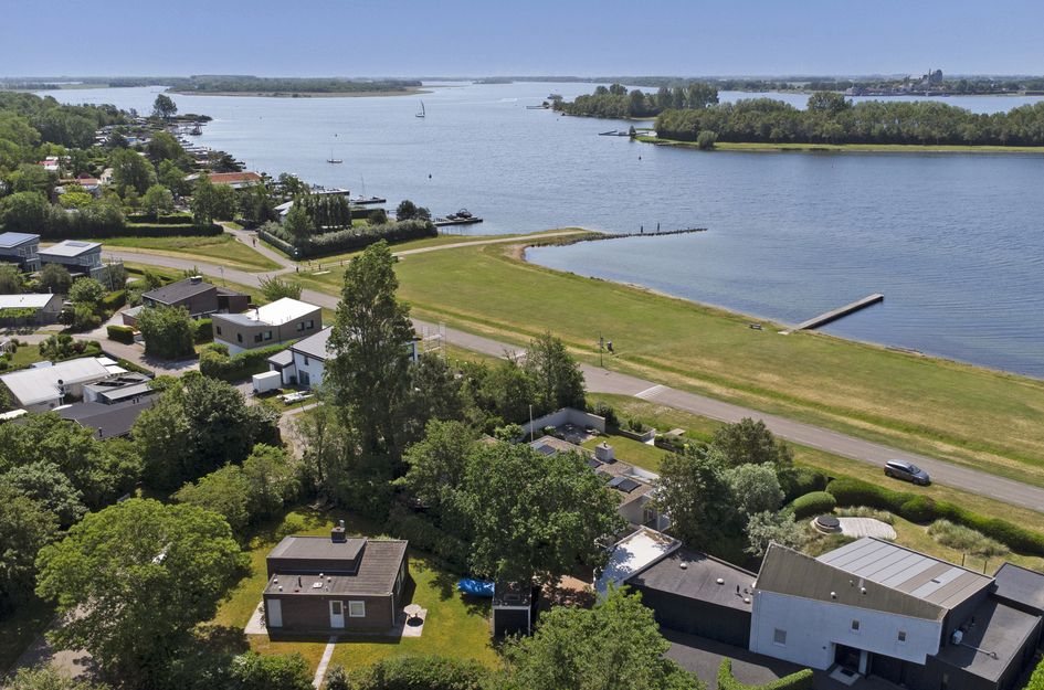 Dennenlaan 24