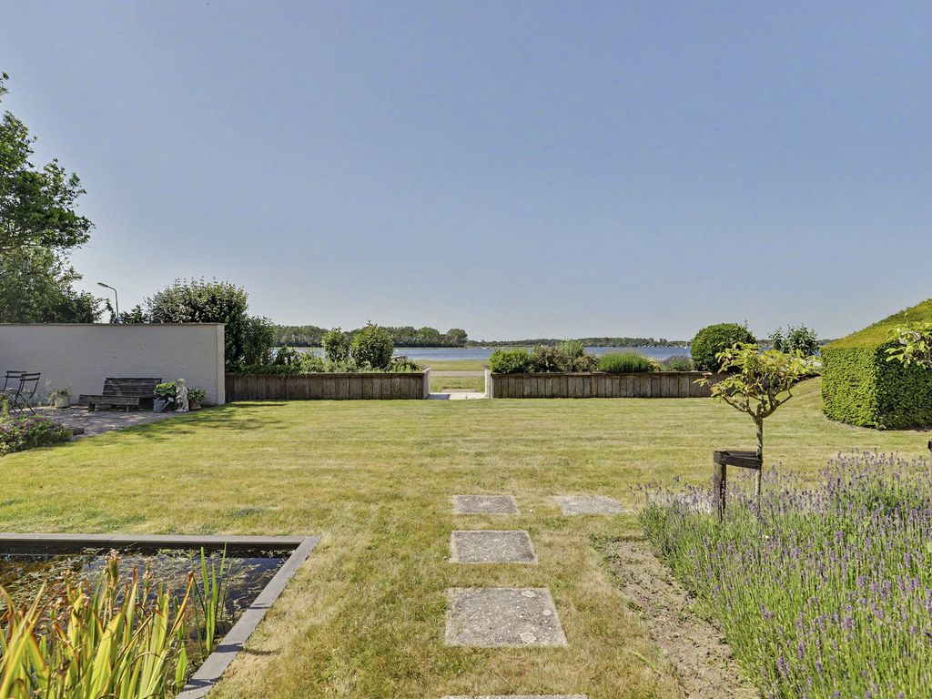 Dennenlaan 24. , KAMPERLAND