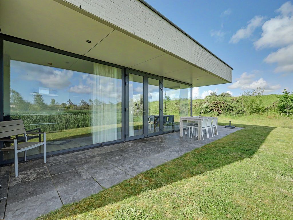 Zandbank 1, KAMPERLAND