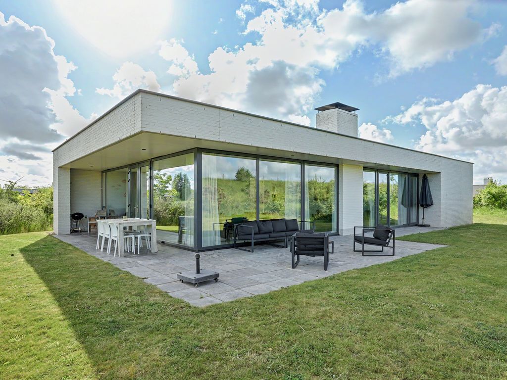 Zandbank 1, KAMPERLAND
