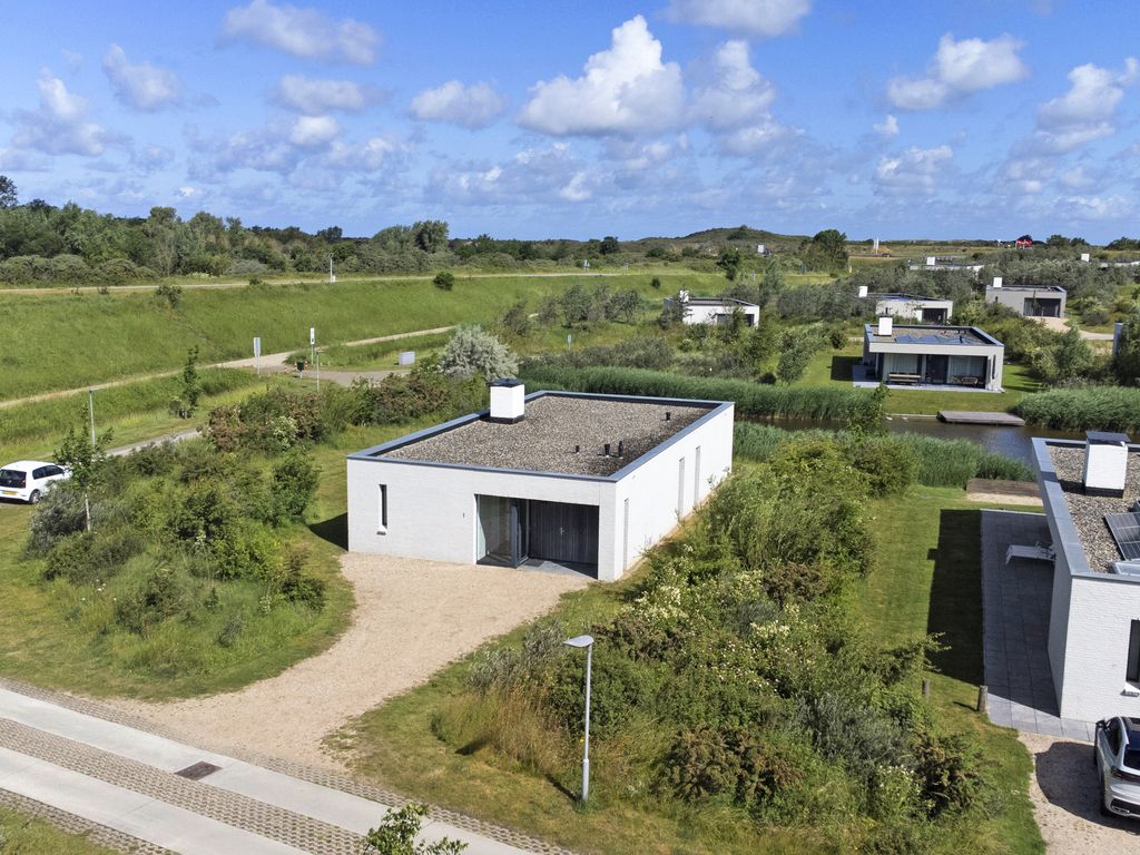 Zandbank 1, KAMPERLAND