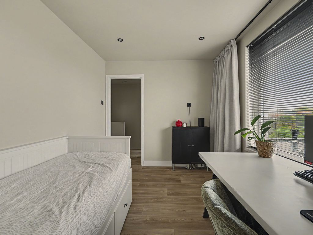 Deltastraat 17, COLIJNSPLAAT