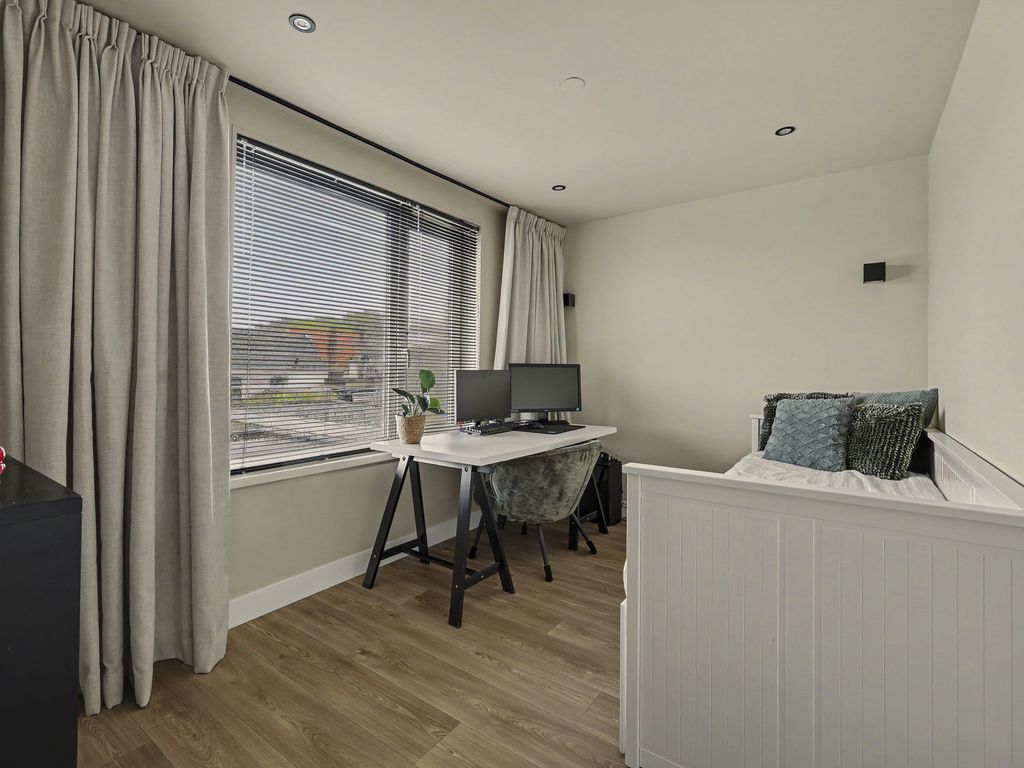 Deltastraat 17, COLIJNSPLAAT