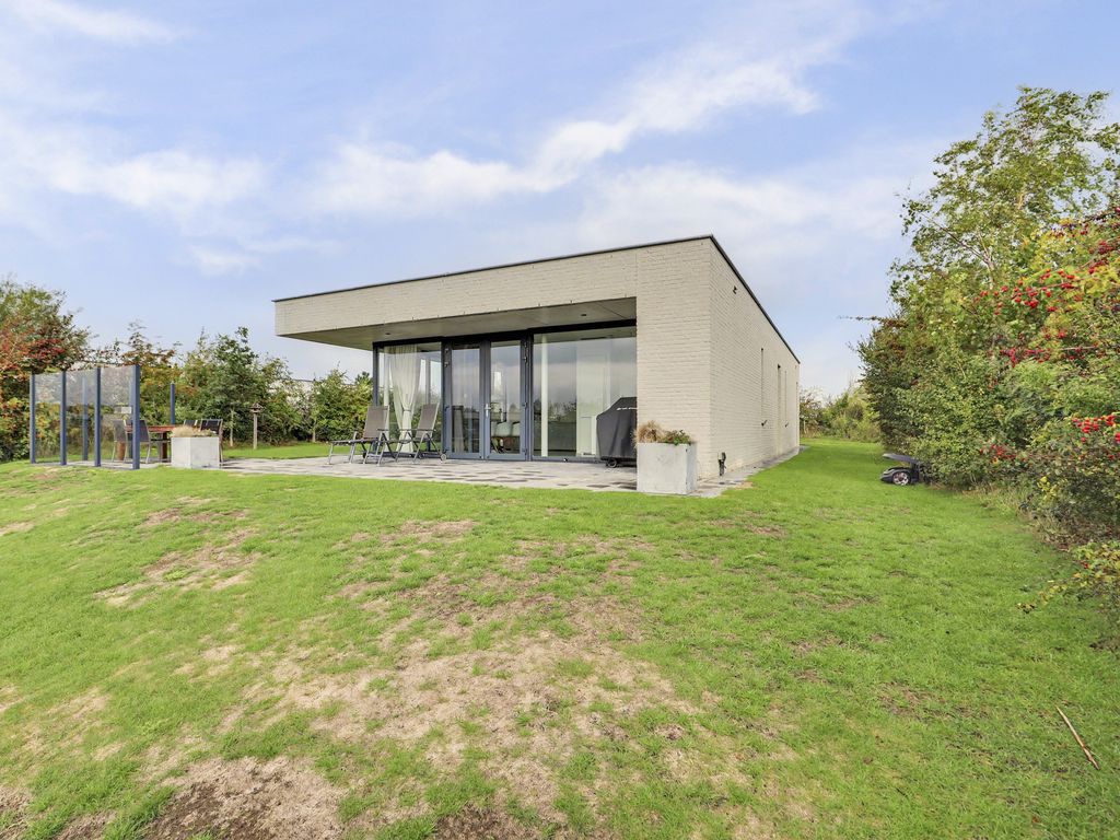 Zandbank 10, KAMPERLAND