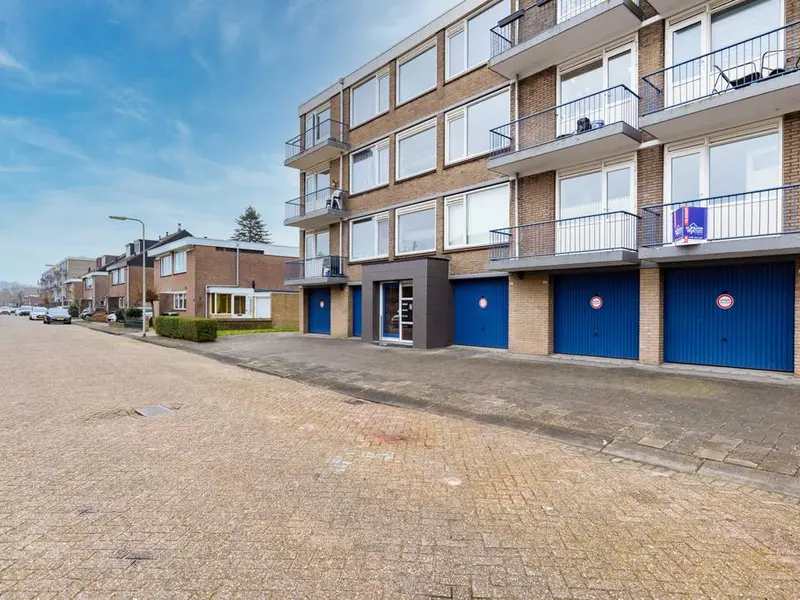 Rembrandtstraat 24, SPIJKENISSE