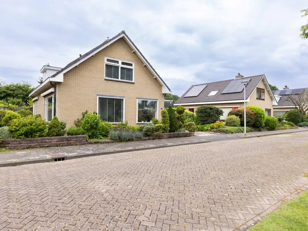 Zonnebloemstraat 39, SPIJKENISSE