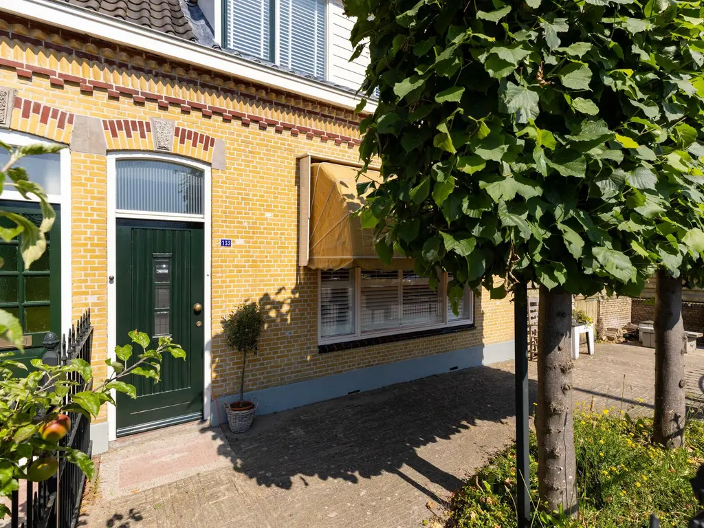 Rijksstraatweg 133, HELLEVOETSLUIS