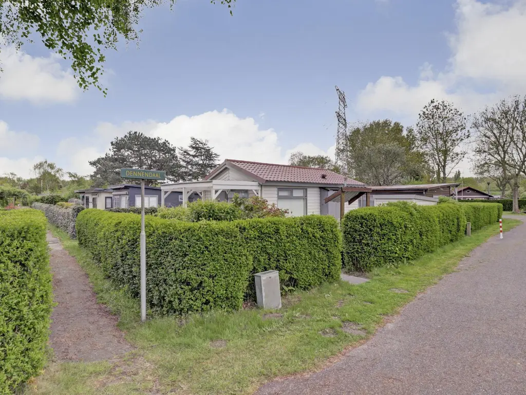 Gorsplein 2, Dennendaal 14 , OOSTVOORNE