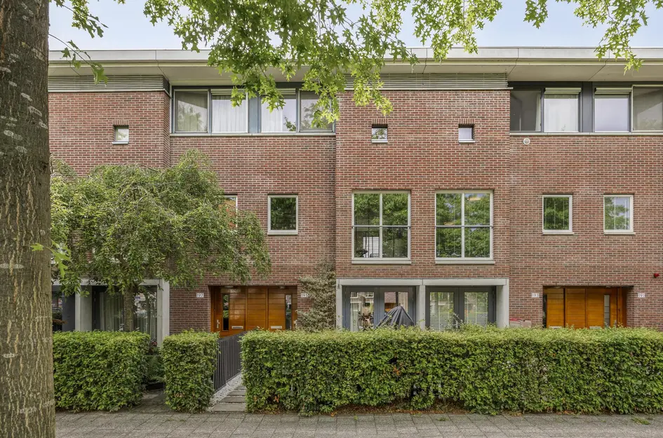 Laan van Avant-Garde 195