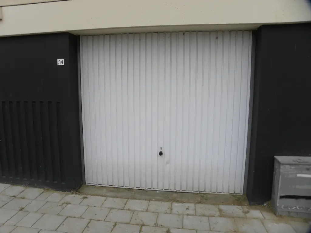 Uranusstraat 34 , SPIJKENISSE