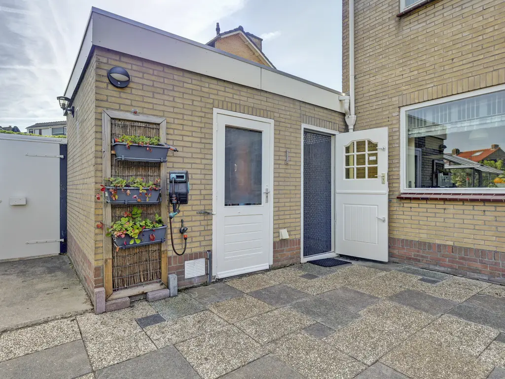 H v Andelstraat 25, ROCKANJE