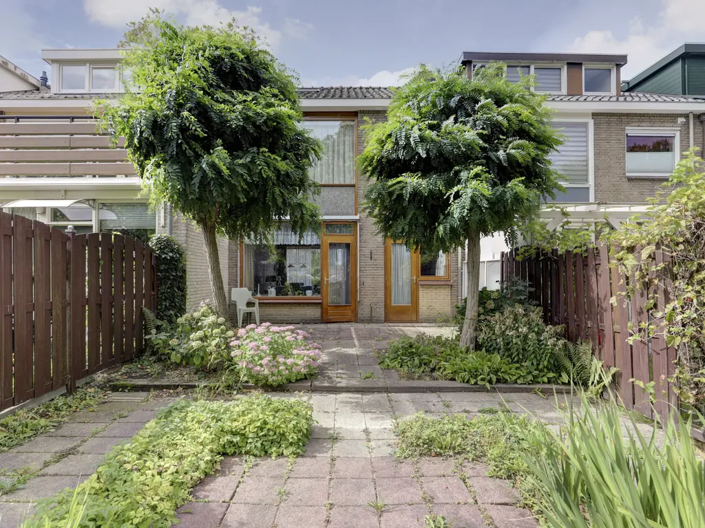 Lobeliaplein 31, SPIJKENISSE