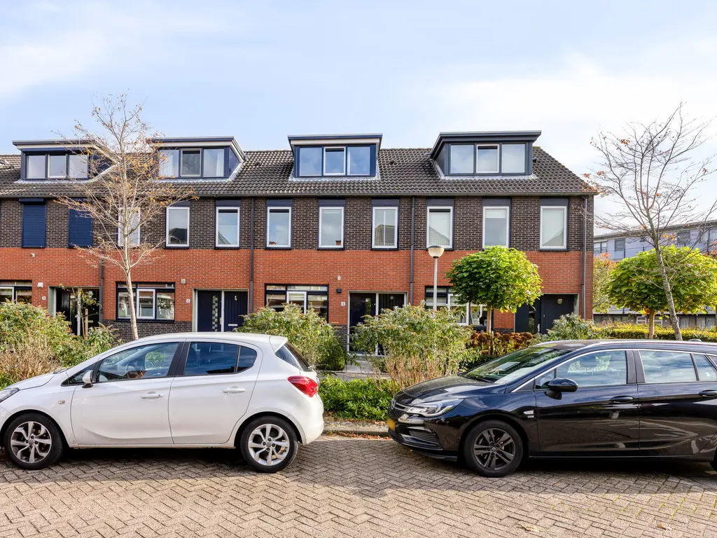 Donizettistraat 4, CAPELLE AAN DEN IJSSEL